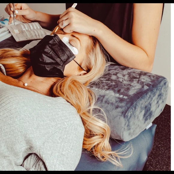 Bella Lash - Picture 4 of 5